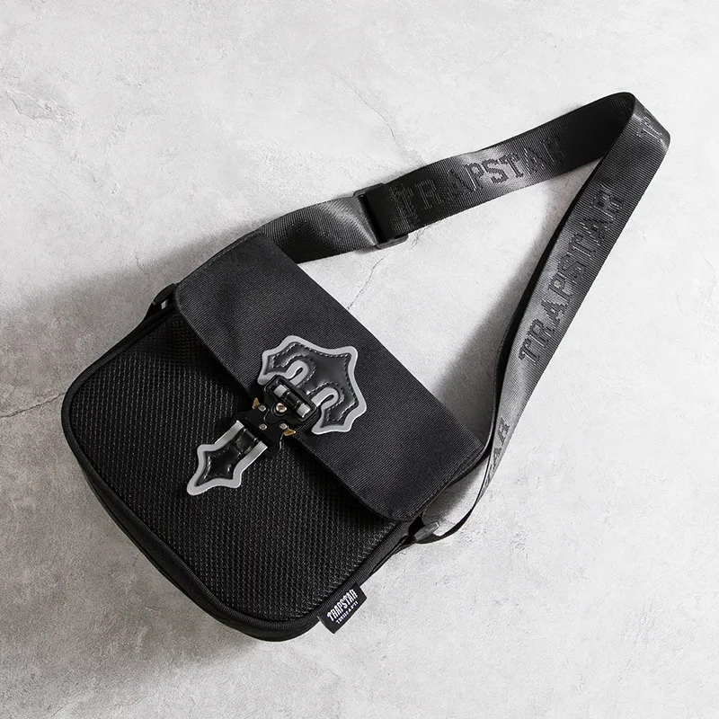 TRAPSTAR COLOURED BAG - Image 3