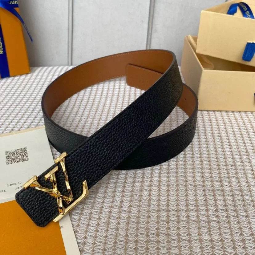 LV BELT - Main product image by FashionHunter