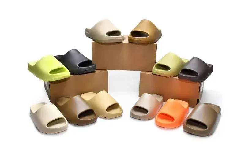 Yeezy Slides - Main product image by FashionHunter