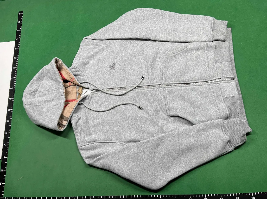 BURBERRY ZIP UP (2 COLOURWAYS) - Image 2