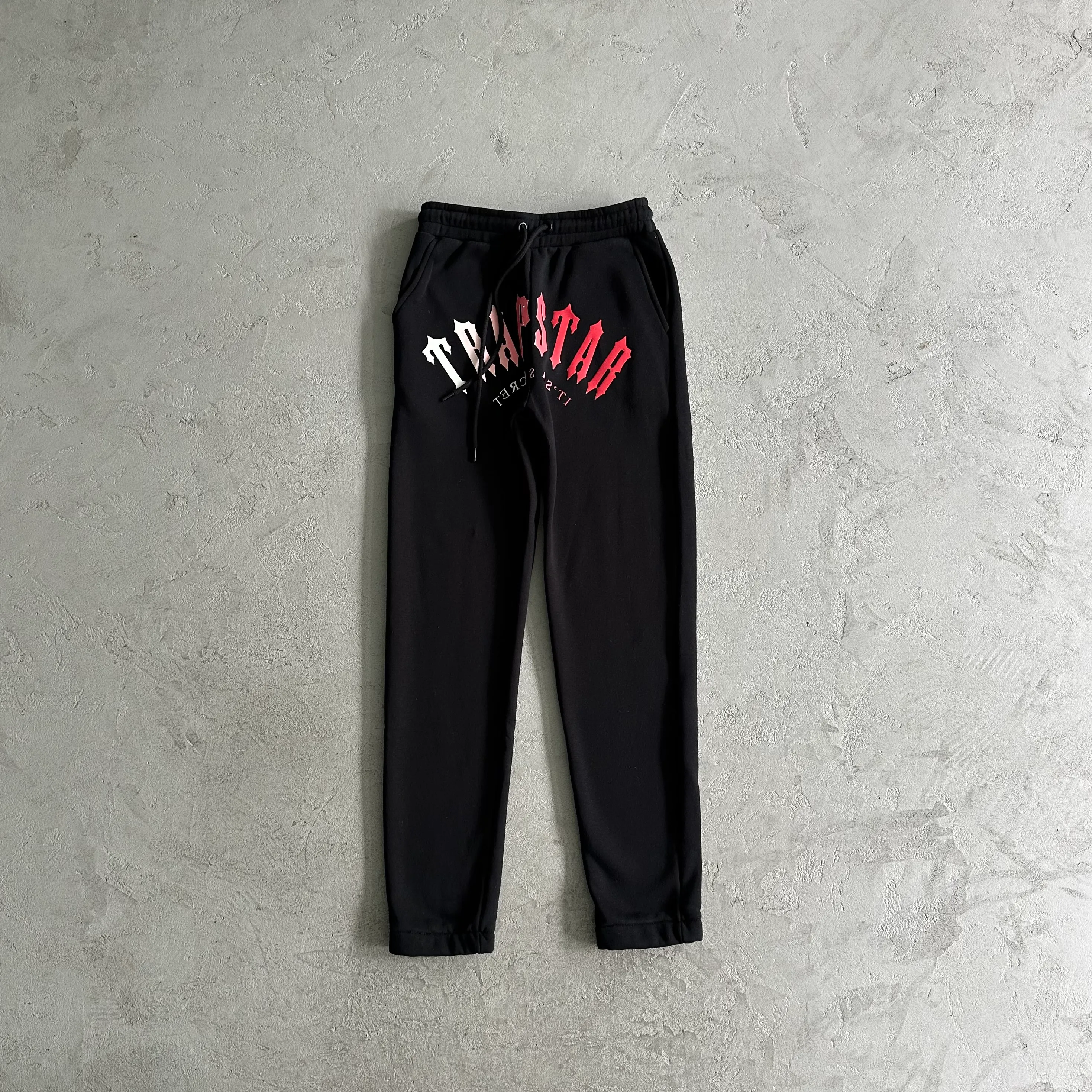 Trapstar tracksuit gradiant red - Image 2