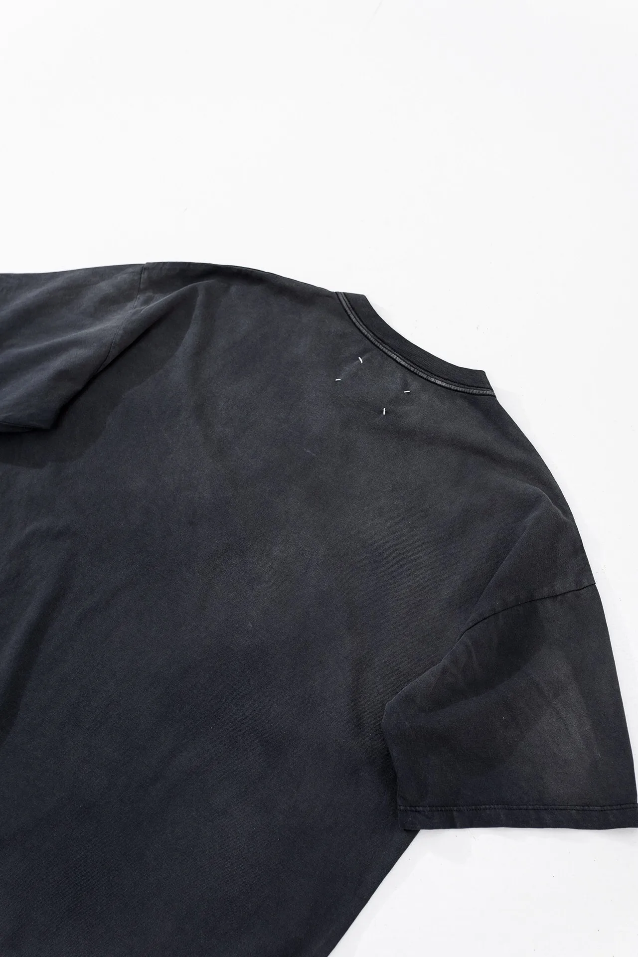 MAISON MARGIELA EMBROIDERED WASH T-SHIRT - Image 2