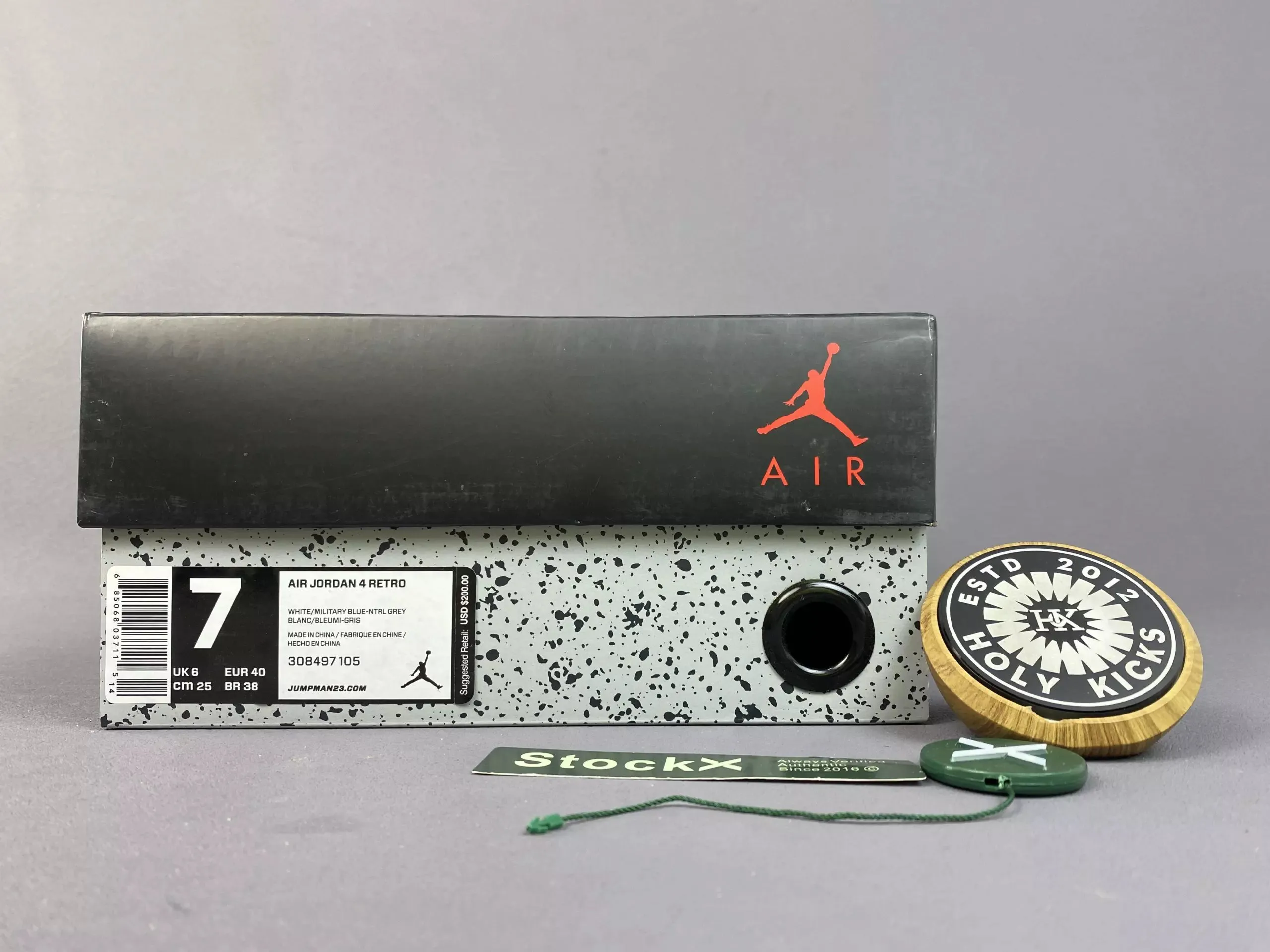 Jordan 4 Bred - Image 2