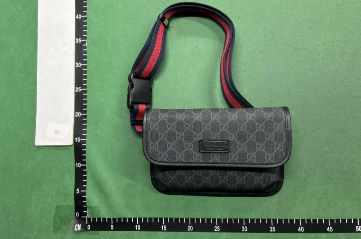 Shoulder bag (LV Burberry Gucci...) - Image 2