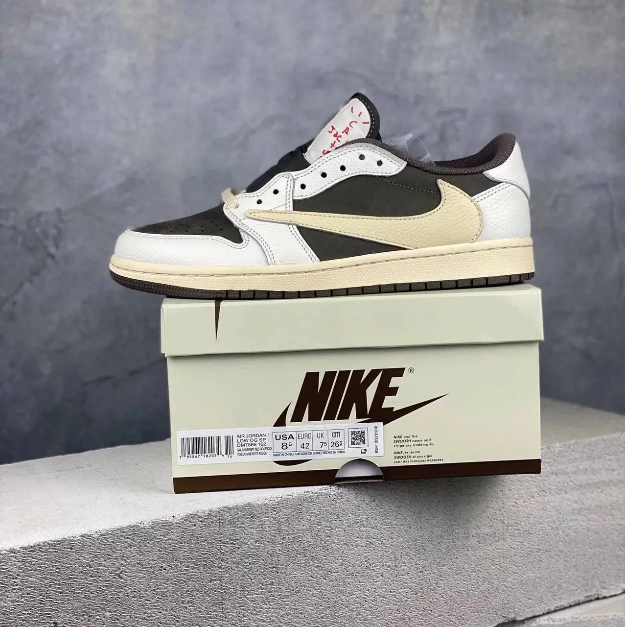 Travis scott x air Jordan 1 - Image 2