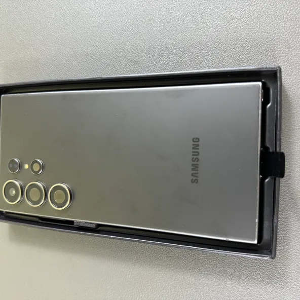Samsung ultra S24 - Image 3