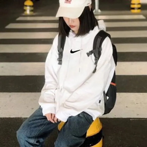 CHEAP NIKE HOODIE (GOOD) - Image 2