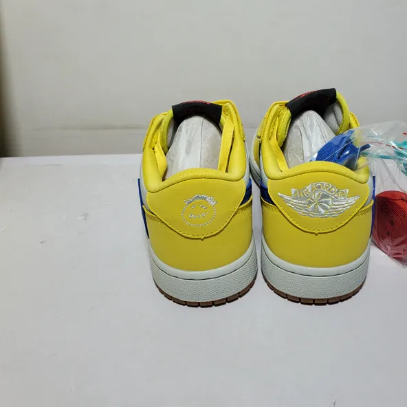 Travis Scott x Air Jordan 1 Low OG Canary - Image 2