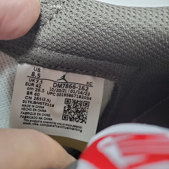 Travis Scott x Air Jordan 1 Low OG Reverse Mocha - Image 2