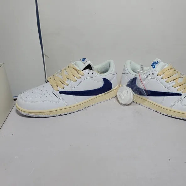 Travis Scott x Air Jordan 1 Low White Blue - Image 4