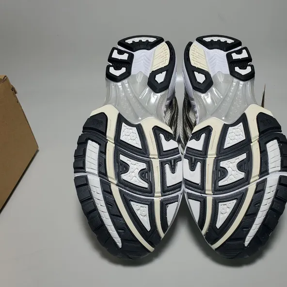 Asics Gel Kayano 14 ​Silver Cream - Image 4