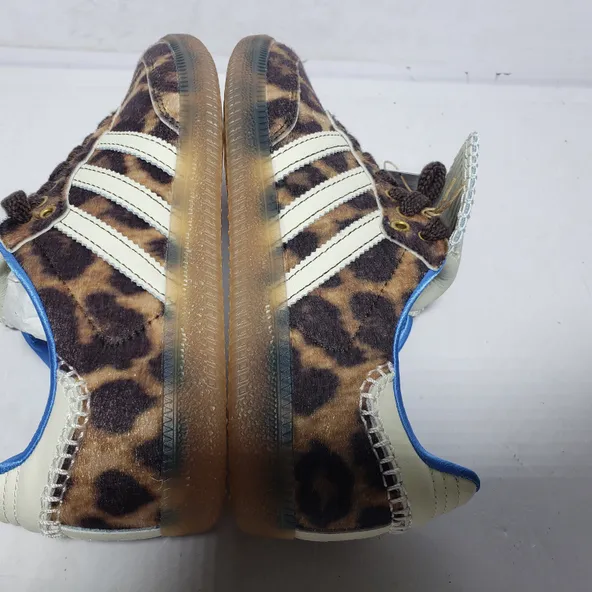 Originals Samba Vegan ​OG Leopard Print - Image 4