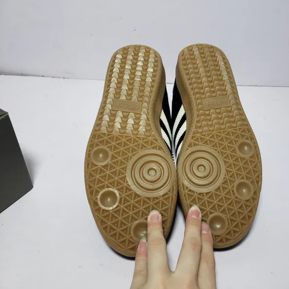 Originals Samba Vegan ​OG Black Horse Hair - Image 3