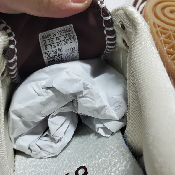 Originals Samba Vegan ​OG White Haired Horse - Image 2