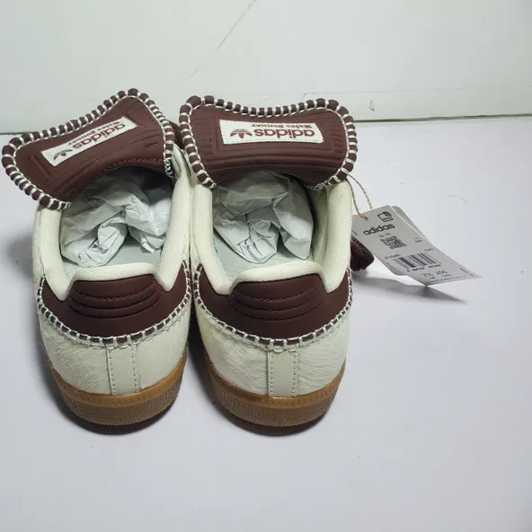 Originals Samba Vegan ​OG White Haired Horse - Image 4