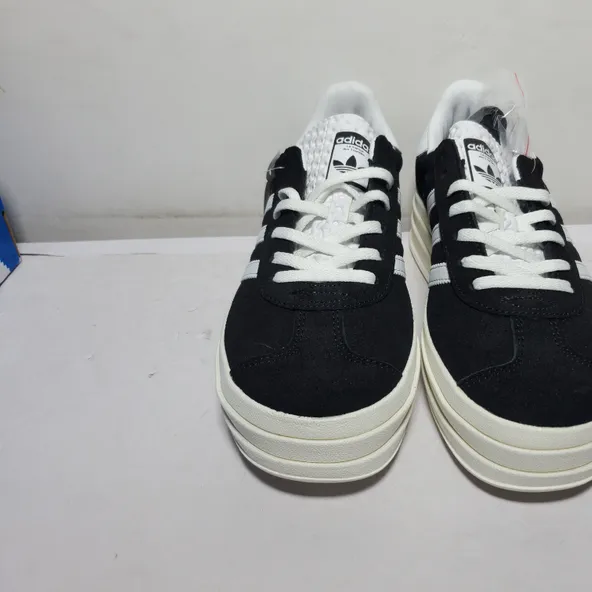 Adidas Wmns Gazelle Bold Black White